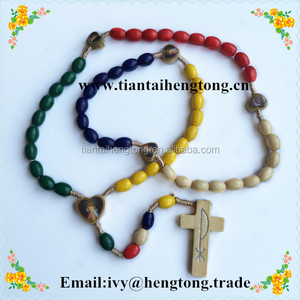 <span class=keywords><strong>Rosario</strong></span> barato, collar <span class=keywords><strong>de</strong></span> madera, <span class=keywords><strong>Rosario</strong></span> religioso <span class=keywords><strong>de</strong></span> cuentas ovaladas con icono <span class=keywords><strong>de</strong></span> la Virgen María y Dive mercy - Product Image 3