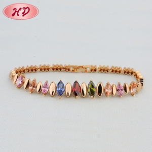 Gioielli <span class=keywords><strong>di</strong></span> moda Ultime Lusso Colorato In Oro Rosa <span class=keywords><strong>Fiocco</strong></span> <span class=keywords><strong>di</strong></span> <span class=keywords><strong>Neve</strong></span> <span class=keywords><strong>Di</strong></span> Cristallo Braccialetto Per Le Donne - Product Image 6