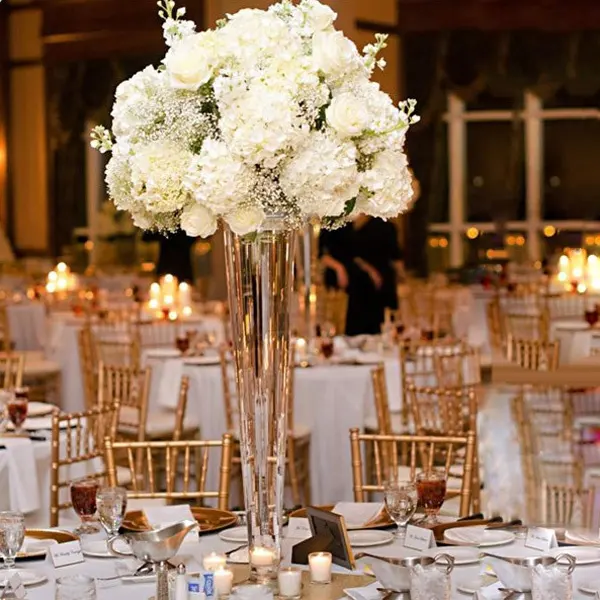 Vase à fleurs en cône de verre pour les fêtes d'événements, décoration de table de pièce maîtresse de mariage de vase à fleurs, idée de décor de vase d'événements modernes