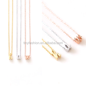 Rosa de Oro/Oro/Plata Opción de Presentación Pequeña Carta Colgante Par de <span class=keywords><strong>Regalos</strong></span>, hermana <span class=keywords><strong>regalos</strong></span>, Collar inicial - Product Image 1