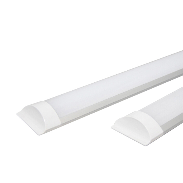 Chine Usine LED Light Tube Power Saving Wide Led Tube et T8 Led Tube Light Lampes pour l'éclairage intérieur