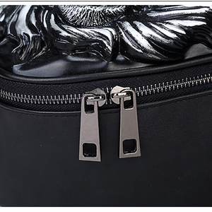 Zaino da uomo in PU con rivetti, impermeabile, con testa di <span class=keywords><strong>leone</strong></span> 3D e cappello - Product Image 3