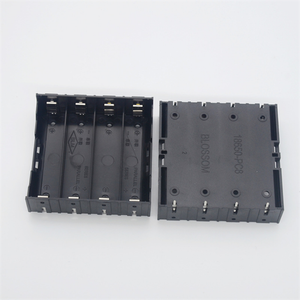 4 CELL ขนาน <span class=keywords><strong>Li-ion</strong></span> 18650 3.7V ที่ใส่แบตเตอรี่ลิเธียมพร้อมหมุดพีซีสำหรับแบตเตอรี่4*18650