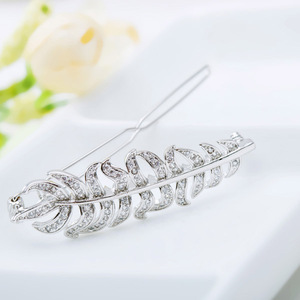 LUOTEEMI vente en gros, mode élégante forme de feuille de luxe Zircon cristal <span class=keywords><strong>plume</strong></span> mariage tresse épingle à <span class=keywords><strong>cheveux</strong></span> - Product Image 4