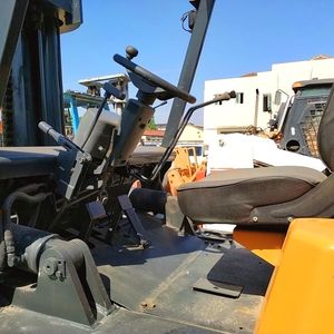 Chariot élévateur TCM FD100 d'occasion à vendre - Product Image 5