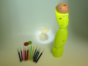 Nuevo Diseño Divertido 3 en 1, Proyector de Dibujo con Luz para Niños, Juego de Juguetes de Pintura en Venta - Product Image 4
