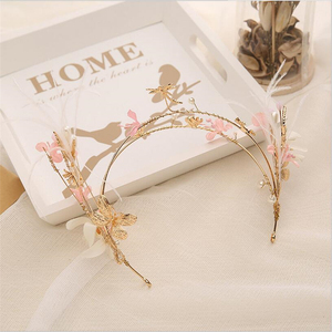 Corona Nuziale Dorata Retrò con Piume e Perle, Fascia per <span class=keywords><strong>Capelli</strong></span> in Lega, <span class=keywords><strong>Accessori</strong></span> per Acconciatura da <span class=keywords><strong>Sposa</strong></span> - Product Image 3