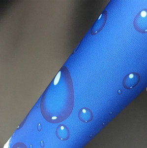 ผ้าผ้าแพรแข็งพิมพ์ลายโพลีเอสเตอร์100% พร้อมด้วยเทคนิคการทอผ้ากันน้ำพียู/พีวีซี - Product Image 3