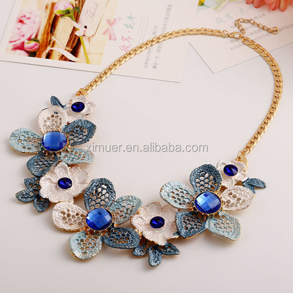 azalea flower necklace