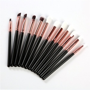 Fabricantes de China al por mayor personalizado de sombra de ojos pinceles de maquillaje cosmético brochas set - Product Image 2