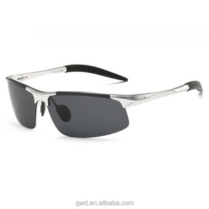 Lunettes de <span class=keywords><strong>soleil</strong></span> polarisées Al-Mg TAC pour hommes fabriquées sur mesure avec protection UV400 Style tendance OEM - Product Image 3