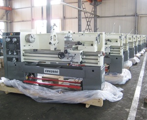 Torno Mecánico Horizontal de 2m en Oferta, Nuevo, Monofásico, 220V, Automático/Manual, para Metal, Motor, Engranajes - Product Image 5