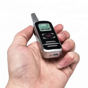 En kaliteli 2 W UHF mini boyutu akıllı fm iki yönlü radyo özelleştirilmiş 128 kanallar walkie talkie çin fabrikadan