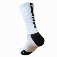 Respirant personnalisé hommes Polyester coton rembourré Sport basket-ball chaussettes Elite Sport chaussettes personnalisé Compression Sport chaussettes