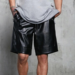 <span class=keywords><strong>Pantaloncini</strong></span> Bermuda in <span class=keywords><strong>Pelle</strong></span> da Uomo Personalizzati, Traspiranti, con Vita Media e Coulisse, Lunghezza al Ginocchio - Product Image 2