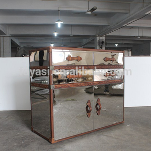 Meuble à vin et bijoux moderne en acier inoxydable brillant avec design antique, mobilier de salon, marque Favors - Product Image 5