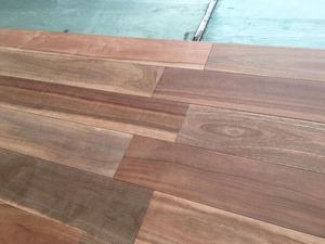 Plancher en <span class=keywords><strong>bois</strong></span> d'ingénierie en eucalyptus australien lisse, directement de l'usine chinoise - Product Image 5