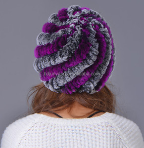 Handmade colorful pom hub wool hat cap - Product Image 6