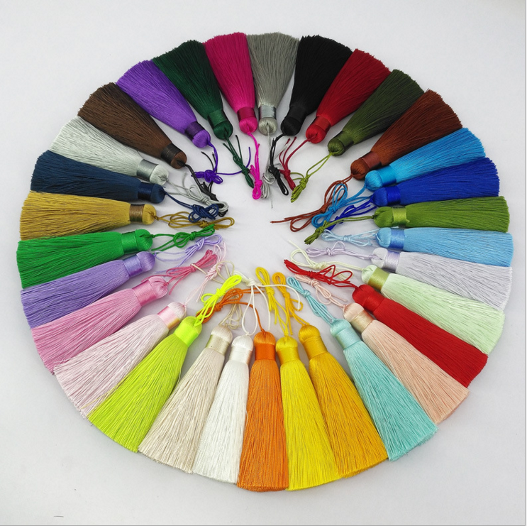 Yongze модный брелок для ключей из 100% натуральной кожи с кисточкой из ледяного шелка оптом