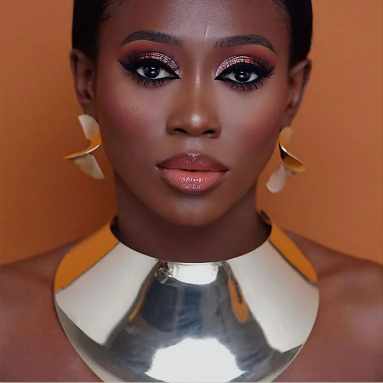 बड़ा ज्यामितीय धातु सोना मढ़वाया फैशन गहने सेट महिलाओं मुड़ मिश्र धातु अवस्र्द्ध हार कान की बाली वक्तव्य अफ्रीकी गहने सेट