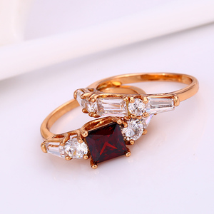 11587 Xuping 18K color oro pareja de anillos de los enamorados con diamantes disponibles en varios colores para hombre y mujer - Product Image 4