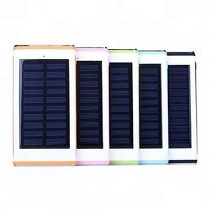 Ligero y delgado 3 Puerto QC 3,0, toma USB pantalla digital Banco <span class=keywords><strong>de</strong></span> la energía <span class=keywords><strong>de</strong></span> la alta capacidad <span class=keywords><strong>12000</strong></span> Mah - Product Image 1