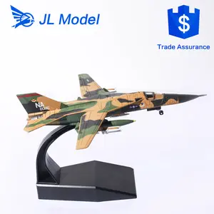 1972 General Dynamics F-111 UN USA 1/144 fatti A mano modello di aereo