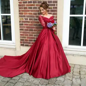 नई उत्पाद मध्य पूर्व लंबी राह राजकुमारी कस्टम लाल शादी की पोशाक
