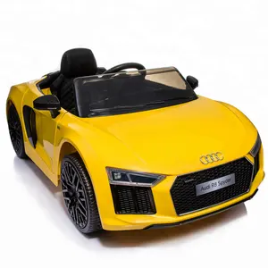 2017 nuove macchinine elettriche per bambini da guidare, i giocattoli per bambini con licenza AUDI R8 viaggiano su auto