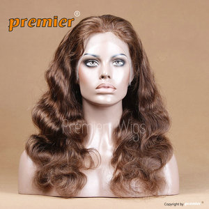 remy brésilienne bouclés perruque sans colle lacet courte avec une frange - Product Image 6