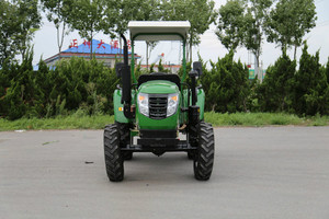 Tractor <span class=keywords><strong>de</strong></span> granja barato <span class=keywords><strong>de</strong></span> la rueda 4wd <span class=keywords><strong>4x4</strong></span> con la cabina <span class=keywords><strong>para</strong></span> la venta - Product Image 3