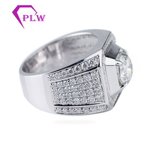 2019 populaire ontwerp E <span class=keywords><strong>F</strong></span> witte kleur ronde hearts arrows cut 3.0 carat <span class=keywords><strong>moissanite</strong></span> 15 gram gouden ring voor mannen