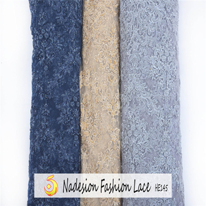 <span class=keywords><strong>Tela</strong></span> de encaje de <span class=keywords><strong>tul</strong></span> suizo para vestido de novia, venta al <span class=keywords><strong>por</strong></span> mayor de fábrica - Product Image 6