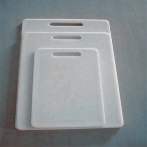 Planche à découper carrée en HDPE mince antidérapante pour la cuisine, avec certification CE/EU - Product Image 4