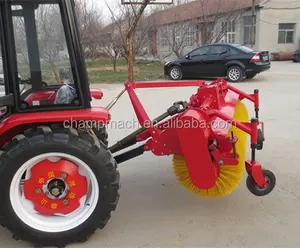 Petite balayeuse de rue montée avec tracteurs à ferme, appareil agricole