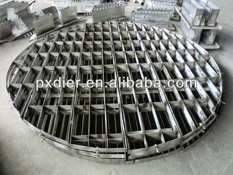 Опора для металлической упаковки в стойках