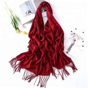 Scialli invernali da <span class=keywords><strong>donna</strong></span> di alta qualità in <span class=keywords><strong>lana</strong></span> di colore semplice in poliestere imitazione Cashmere Pashmina <span class=keywords><strong>sciarpa</strong></span> - Product Image 6