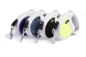 Zware Intrekbare Hondenriem Een Hand Rem Pauze Lock Met Antislip Handvat Sterke Nylon Tape lint - Product Image 2