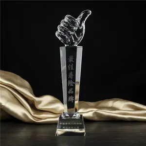 Pujiang vendita calda k9 trofeo di calcio in cristallo incisione laser personalizzata trofeo in cristallo bianco lega per eventi sportivi