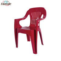 Chaise moderne antidérapante pour salle de séjour Chaise de restaurant Ménage confortable Chaises à dossier empilable à rayures en plastique PP