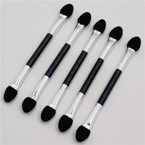 Pinceau de maquillage en gros Pinceau <span class=keywords><strong>applicateur</strong></span> de <span class=keywords><strong>mousse</strong></span> d'ombre <span class=keywords><strong>à</strong></span> paupières noir - Product Image 2