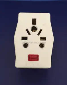 Universal Travel 13 Amp 3 핀 UK Adapter Plug 와 Neon