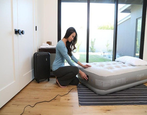 Bestway 67455 matras tiup, kasur berkemah ringan ukuran kembar 75x38x15 inci - Product Image 2