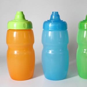 Deporte botella hecho en china/de grado de alimentos pe botella de agua de la fábrica de guangdong - Product Image 5