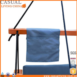 Chaise longue suspendue de luxe pour patio et jardin, avec porte-gobelet et repose-pieds - Product Image 3