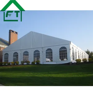 Tente blanche résistante de chapiteau de 30m x 40m pour l'événement, chapiteau blanc extérieur de partie de tente d'événement de décoration de mariage