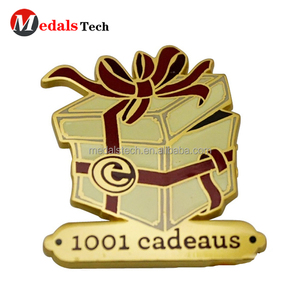 Guangdong usine <span class=keywords><strong>prix</strong></span> en gros personnalisé métal pilote ailes pin badge - Product Image 3