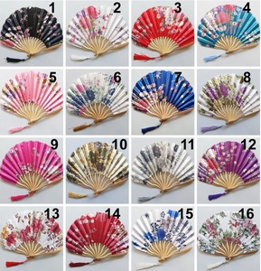 Eventail de <span class=keywords><strong>Dragon</strong></span> élégant en <span class=keywords><strong>bambou</strong></span> pour dame, éventail à main en soie, avec pompon, pour d'invitation, cadeaux pour mariage, offre spéciale - Product Image 6