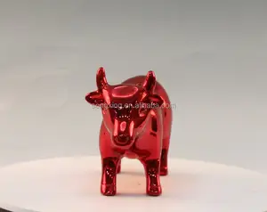 الترويجية السيراميك البقرة الحمراء للطفل حصالة نقود معدنية