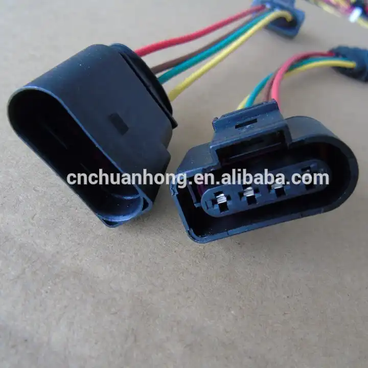Prise de connecteur électrique de fil automatique de voiture de manière  imperméable à 4 broches